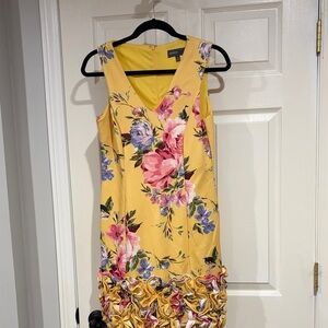 Donna Ricco Yellow Floral V-Neck Mini Dress with Ruffle Hem